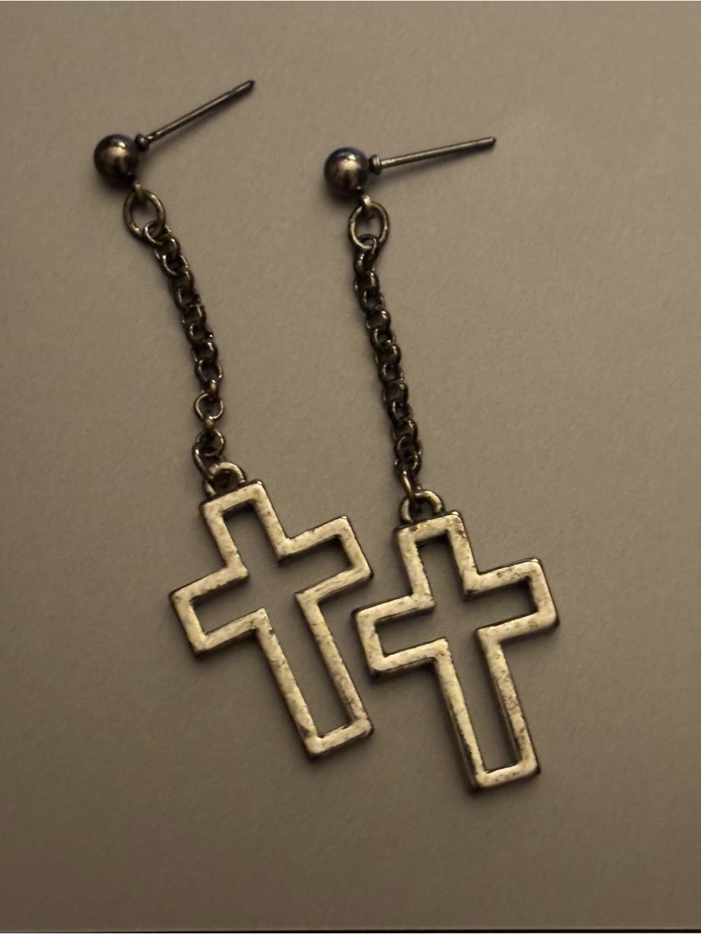5 for 10 💵 silver cross drop earrings